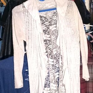 Lacy shawl like dress enhancer